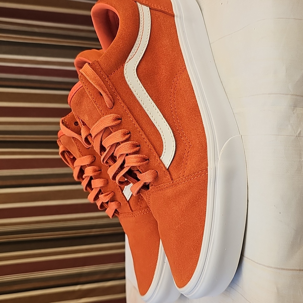 Vans Bold Orange Suede Shoes - Picture 3 of 12
